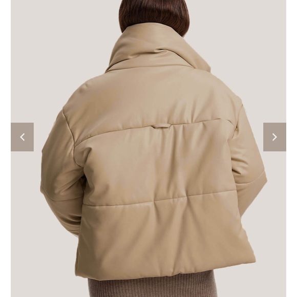 Gentle Herd Cropped Puffer size M (fits small)- Color Sand - Picture 4 of 6